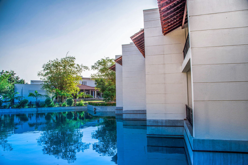 The Covanro Airport Hotel - Katunayake Gampaha Exterior photo